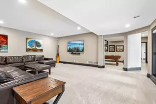 W248N2175 Kettle Cove Ct, Pewaukee, WI 53072 - Photo 53