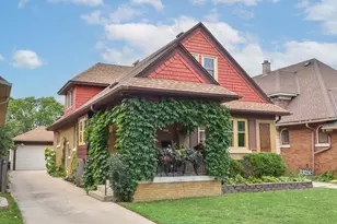 2461 N 60th St, Wauwatosa, WI 53210 - Photo 45