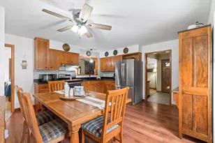36707 Prairie Dr, Summit, WI 53066 - Photo 11