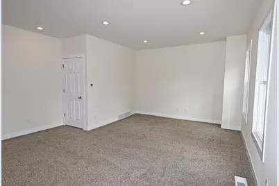 1602 N 8th St, Sheboygan, WI 53081 - Photo 13