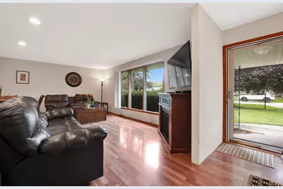 4722  St Regis Dr, Racine, WI 53403 - Photo 5