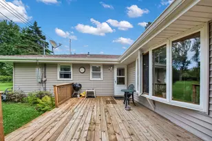 4722 St Regis Dr, Racine, WI 53403 - Photo 15