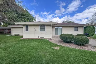 13795 W Graham St, New Berlin, WI 53151 - Photo 31
