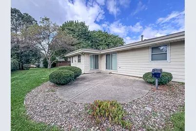 13795 W Graham St, New Berlin, WI 53151 - Photo 29