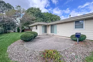 13795 W Graham St, New Berlin, WI 53151 - Photo 29