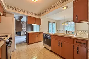 13795 W Graham St, New Berlin, WI 53151 - Photo 13