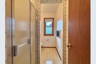 13795 W Graham St, New Berlin, WI 53151 - Photo 21