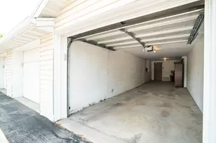 28641 N Lake Dr, Racine, WI 53185 - Photo 33