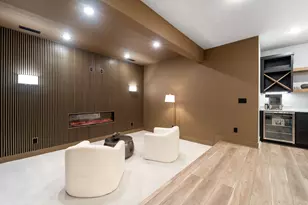 N57W20799 Dunbar Ct, Menomonee Falls, WI 53051 - Photo 39