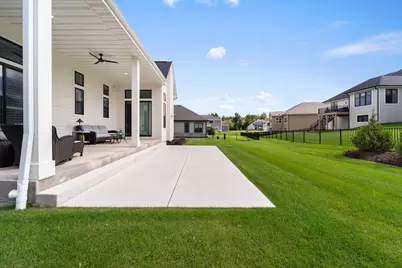 N57W20799  Dunbar Ct, Menomonee Falls, WI 53051 - Photo 49