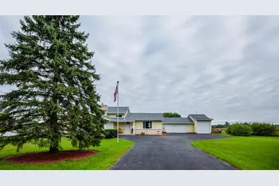30126  Ketterhagen Rd, Burlington, WI 53105 - Photo 3