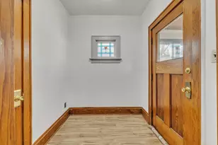 8215 Portland Ave, Wauwatosa, WI 53213 - Photo 31