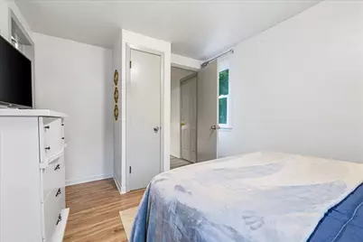 8215-8217  Portland Ave, Wauwatosa, WI 53213 - Photo 25