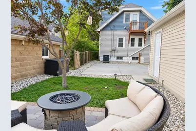 8215-8217  Portland Ave, Wauwatosa, WI 53213 - Photo 7
