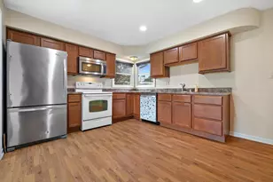 2306 17th Ave, Kenosha, WI 53140 - Photo 5