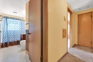 3905 E Klieforth Ave, Cudahy, WI 53110 - Photo 11