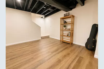 4646 N 72nd St, Milwaukee, WI 53218 - Photo 17