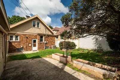 2344 N 60th St, Milwaukee, WI 53210 - Photo 41