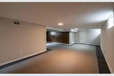 2344 N 60th St, Milwaukee, WI 53210 - Photo 35