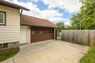 414 Prospect Ave, Waukesha, WI 53188 - Photo 13