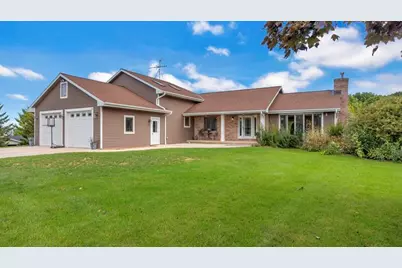 N8202  Lake View Cir, Rhine, WI 53020 - Photo 41