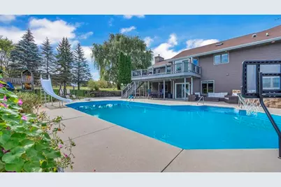 N8202  Lake View Cir, Rhine, WI 53020 - Photo 37