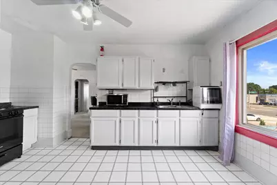 111 W Howard Ave, Milwaukee, WI 53207 - Photo 15
