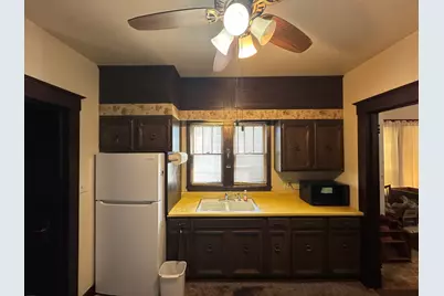 2108  New York Ave, Manitowoc, WI 54220 - Photo 5