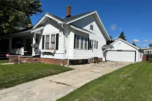 2108 New York Ave, Manitowoc, WI 54220 - Photo 1