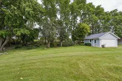 W5570  Double Dr, Walworth, WI 53184 - Photo 31