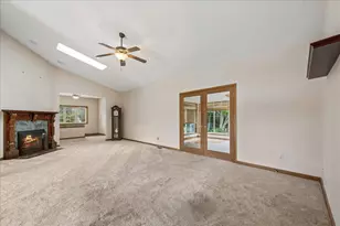 W5570 Double Dr, Walworth, WI 53184 - Photo 3