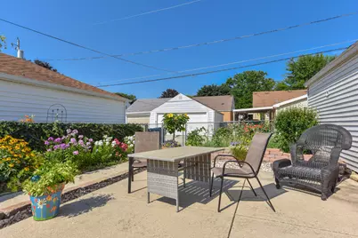 3239 N 79th St, Milwaukee, WI 53222 - Photo 27