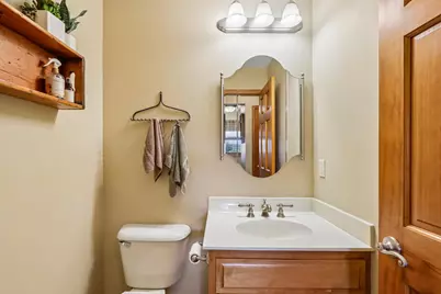 652  Fairway Cir, Jefferson, WI 53549 - Photo 27