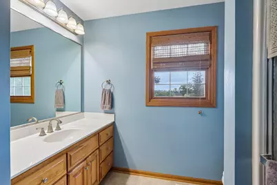 652  Fairway Cir, Jefferson, WI 53549 - Photo 33