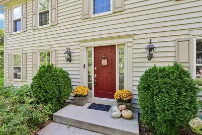 652  Fairway Cir, Jefferson, WI 53549 - Photo 5