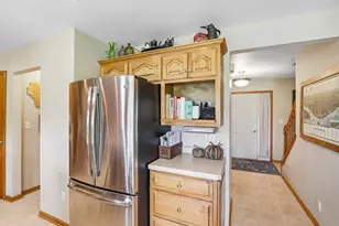 652 Fairway Cir, Jefferson, WI 53549 - Photo 15