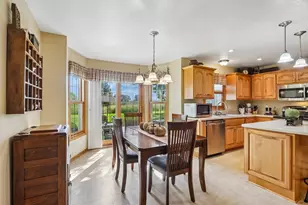 652 Fairway Cir, Jefferson, WI 53549 - Photo 13