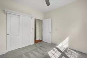 8485 S Ashbury Ln, Oak Creek, WI 53154 - Photo 21