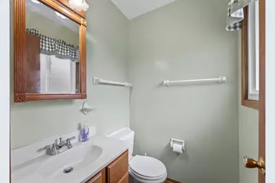 314  Sunset Dr, Pewaukee, WI 53072 - Photo 23