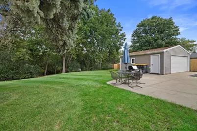 1628  Wiese Ln, Racine, WI 53406 - Photo 5