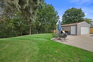 1628 Wiese Ln, Racine, WI 53406 - Photo 5