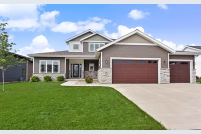 2009  Paris Ln, Cottage Grove, WI 53527 - Photo 3