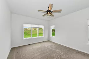2009 Paris Ln, Cottage Grove, WI 53527 - Photo 23
