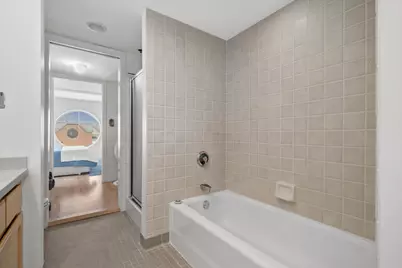 333  Lake Ave #807, Racine, WI 53403 - Photo 21