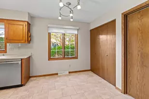 3775 Yukon Rd, Brookfield, WI 53045 - Photo 17