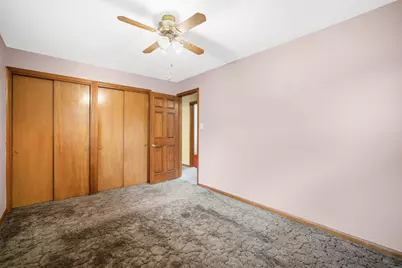 1405  Beverly Ln, West Bend, WI 53090 - Photo 9
