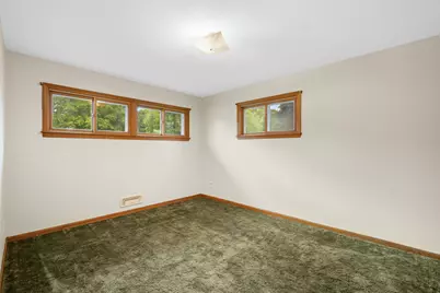 1405  Beverly Ln, West Bend, WI 53090 - Photo 11