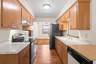1927 Michigan Ave, Waukesha, WI 53188 - Photo 9