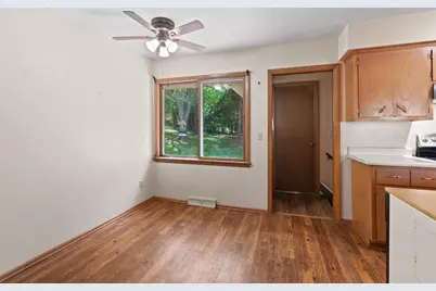 1927  Michigan Ave, Waukesha, WI 53188 - Photo 7
