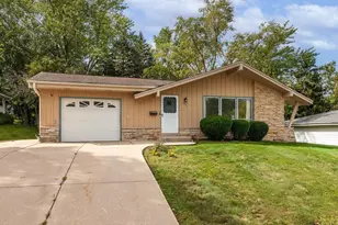1927 Michigan Ave, Waukesha, WI 53188 - Photo 1